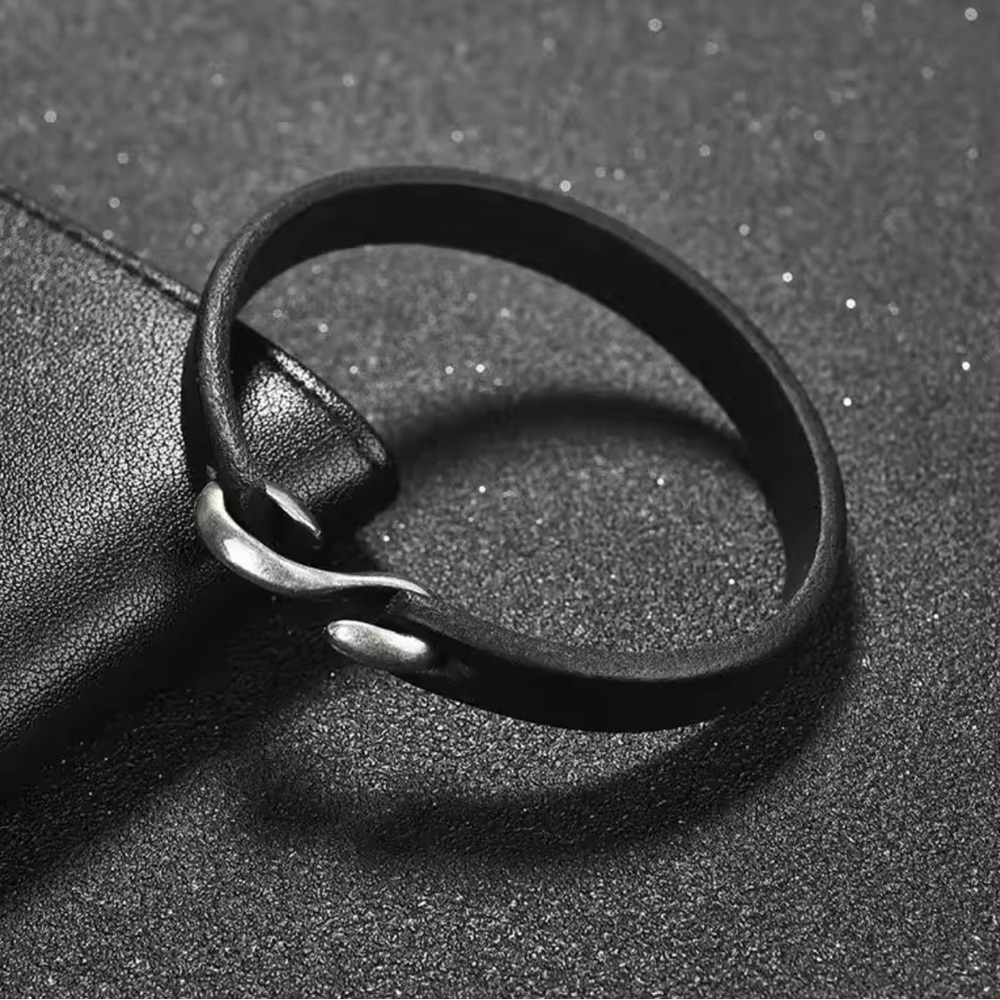 Men Bracelet Leather Bangle Retro Black Bracelet 7.9”